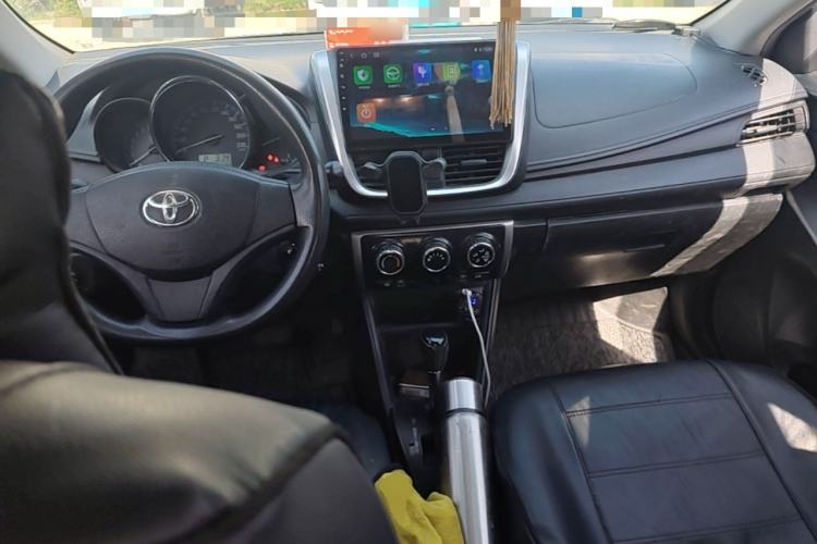 Used Toyota Vios 2017 1.5L CVT Innovation Edition Center Console