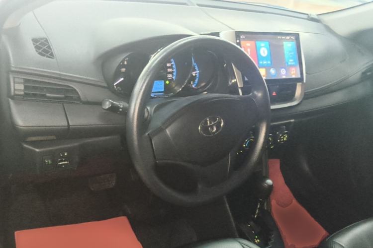 Used Toyota Vios 2017 1.5L CVT Innovation Edition Center Console