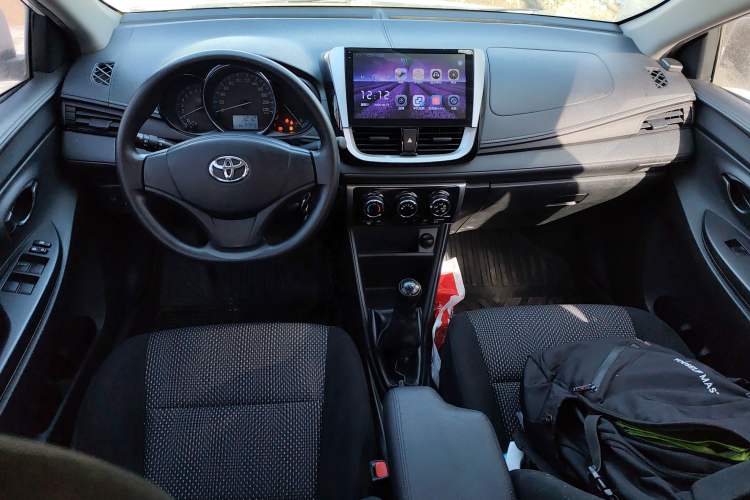 Used Toyota Vios 2017 1.5L Manual Trend Edition Center Console