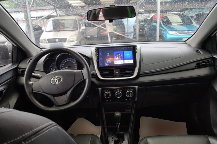 Used Toyota Vios 2017 1.5L CVT Innovation Edition Center Console