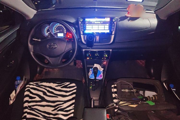 Used Toyota Vios 2017 1.5L CVT Innovation Edition Center Console
