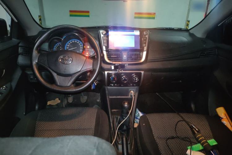Used Toyota Vios 2017 1.5L Manual Trend Edition Center Console