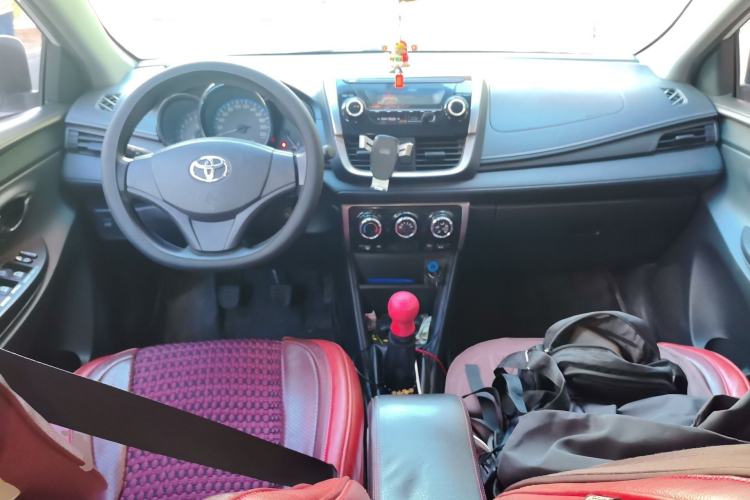 Used Toyota Vios 2017 1.3L Manual Front-Drive Version Center Console