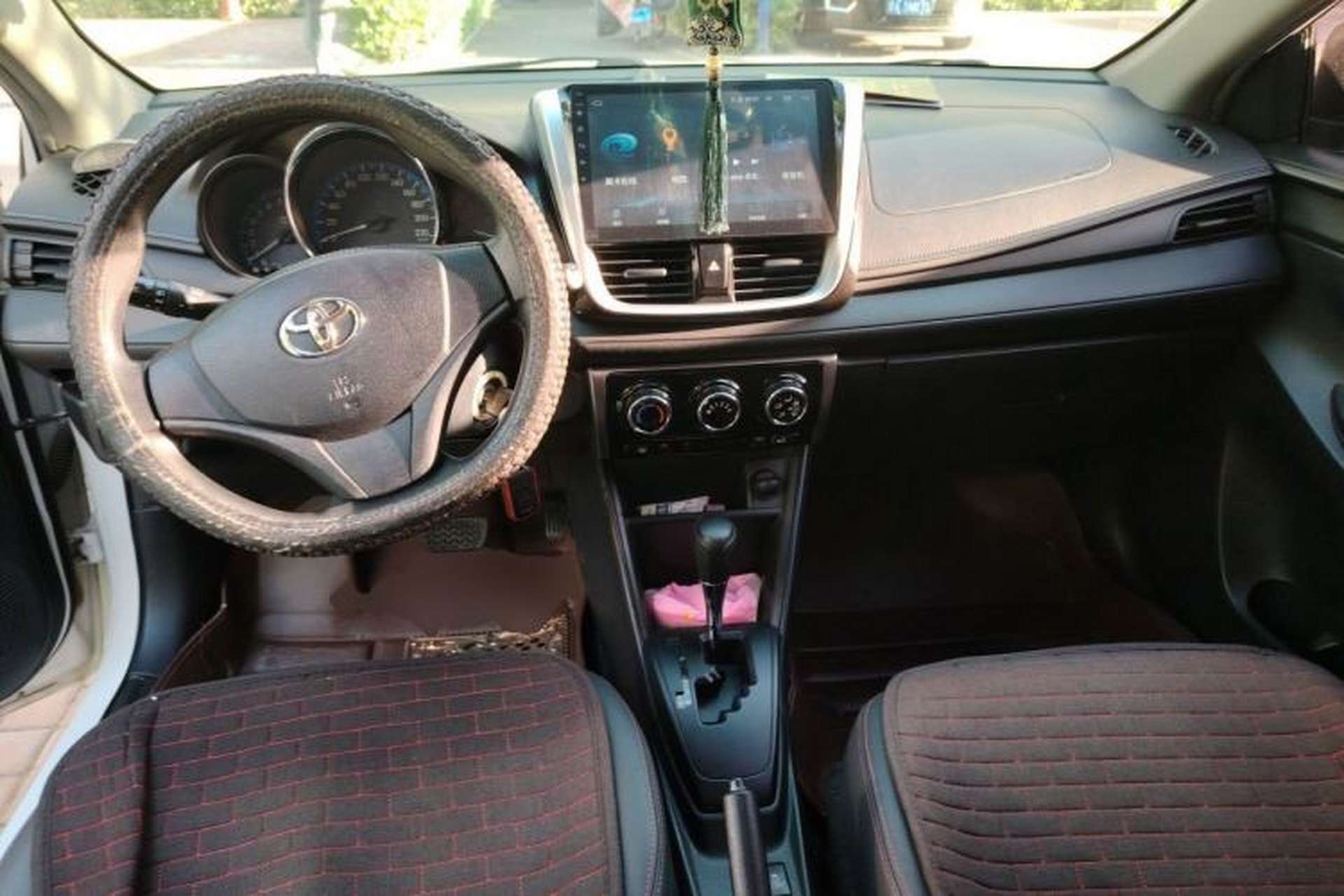 Used Toyota Vios 2017 1.5L CVT Innovation Edition Center Console