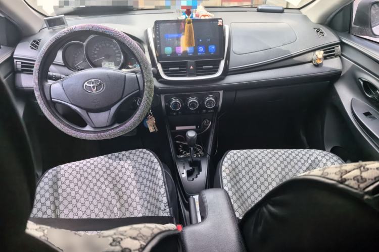 Used Toyota Vios 2017 1.5L CVT Innovation Edition Center Console