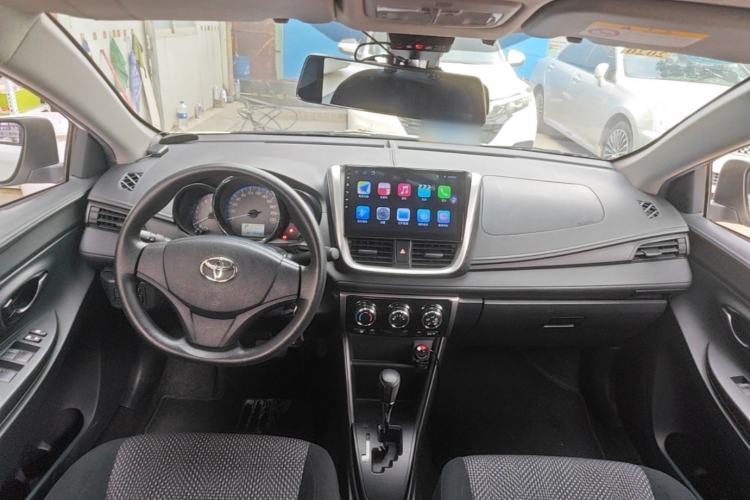 Used Toyota Vios 2017 1.5L CVT Innovation Edition Center Console