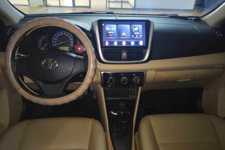 Used Toyota Vios 2017 1.5L CVT Innovation Edition Center Console