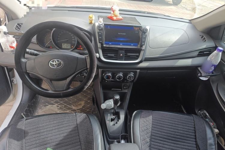 Used Toyota Vios 2017 1.5L CVT Innovation Edition Center Console