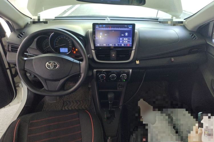 Used Toyota Vios 2017 1.5L CVT Innovation Edition Center Console