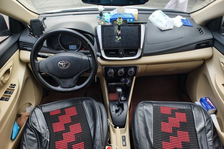 Used Toyota Vios 2017 1.5L CVT Innovation Edition Center Console