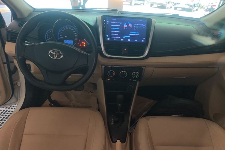 Used Toyota Vios 2017 1.5L CVT Innovation Edition Center Console