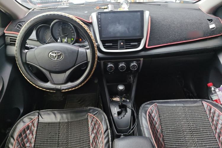 Used Toyota Vios 2017 1.5L CVT Innovation Edition Center Console