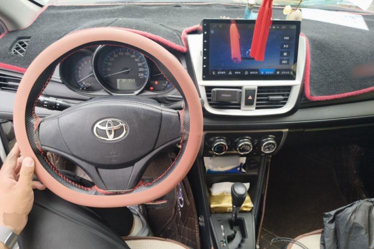 Used Toyota Vios 2017 1.5L CVT Innovation Edition Center Console