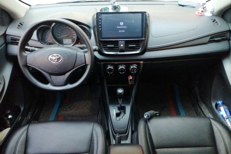 Used Toyota Vios 2017 1.5L CVT Innovation Edition Center Console
