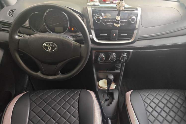 Used Toyota Vios 2017 1.5L CVT Innovation Edition Center Console