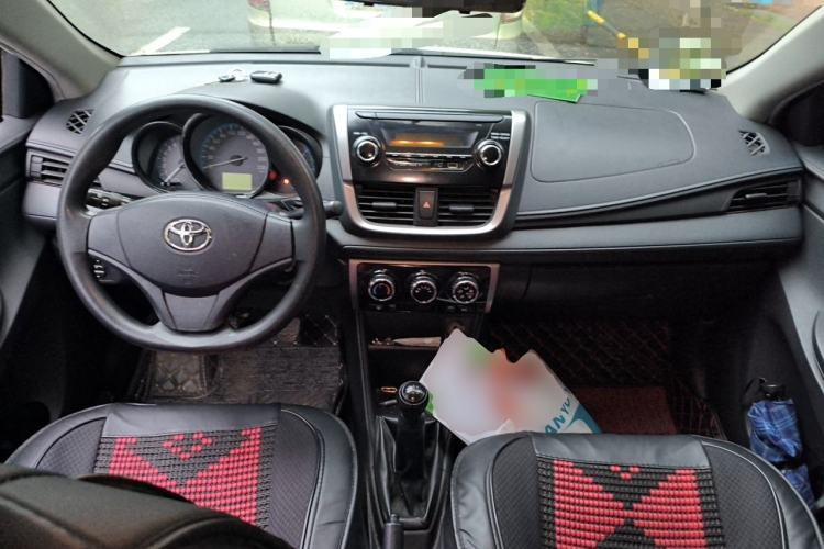 Used Toyota Vios 2017 1.5L Manual Trend Edition Center Console