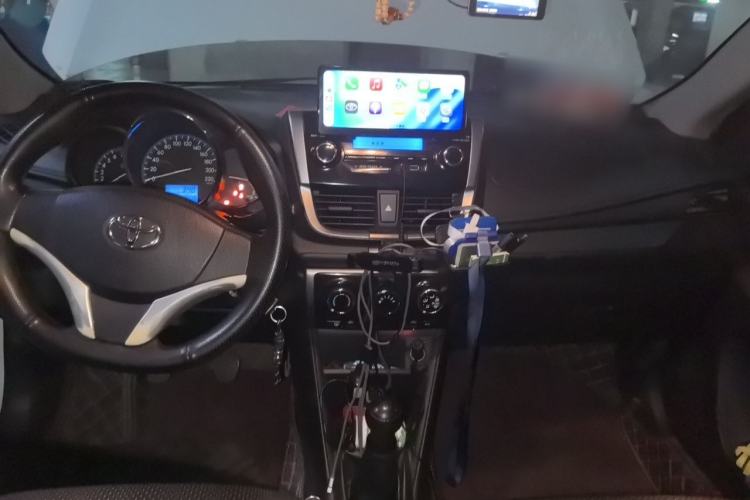 Used Toyota Vios 2017 1.5L Manual Trend Edition Center Console