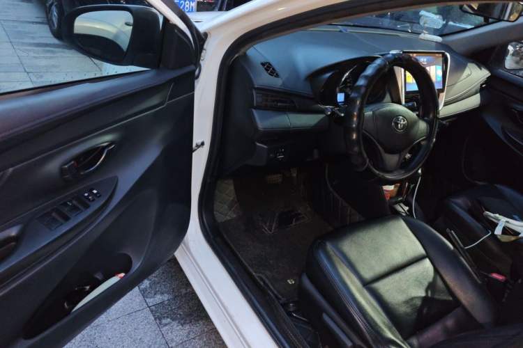 Used Toyota Vios 2017 1.5L CVT Innovation Edition Driver Seat