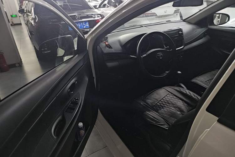 Used Toyota Vios 2017 1.5L CVT Innovation Edition Driver Seat