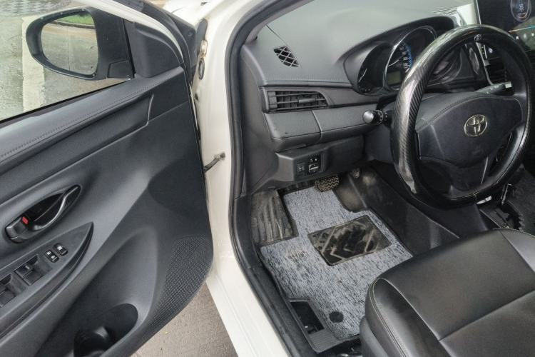 Used Toyota Vios 2017 1.5L CVT Innovation Edition Driver Seat