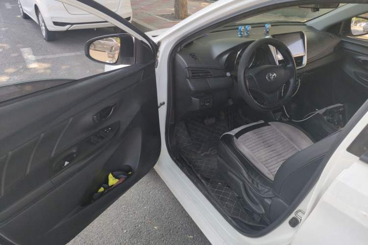 Used Toyota Vios 2017 1.5L CVT Innovation Edition Driver Seat