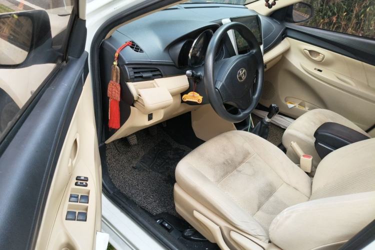 Used Toyota Vios 2017 1.3L Manual Front-Drive Version Driver Seat