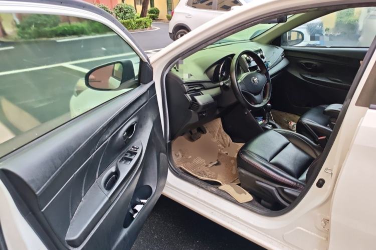 Used Toyota Vios 2017 1.5L CVT Innovation Edition Driver Seat