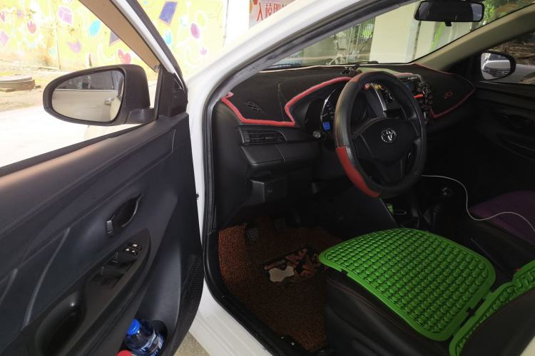 Used Toyota Vios 2017 1.3L Manual Front-Drive Version Driver Seat