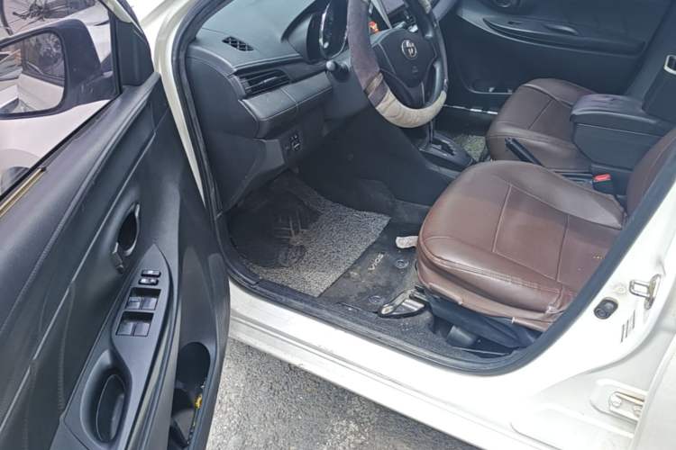 Used Toyota Vios 2017 1.5L CVT Innovation Edition Driver Seat