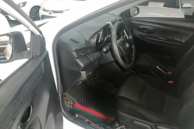 Used Toyota Vios 2017 1.5L CVT Innovation Edition Driver Seat