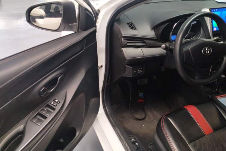 Used Toyota Vios 2017 1.5L CVT Innovation Edition Driver Seat