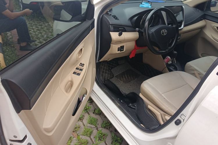Used Toyota Vios 2017 1.5L CVT Innovation Edition Driver Seat