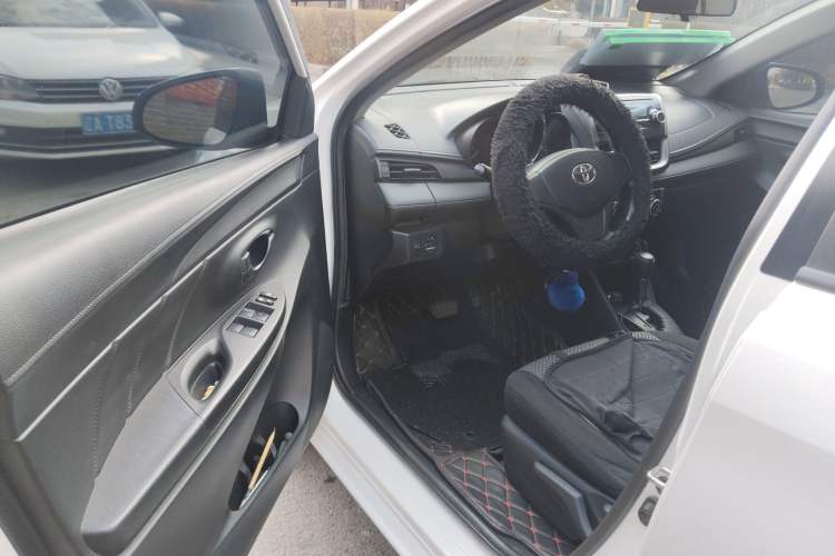 Used Toyota Vios 2017 1.5L CVT Innovation Edition Driver Seat