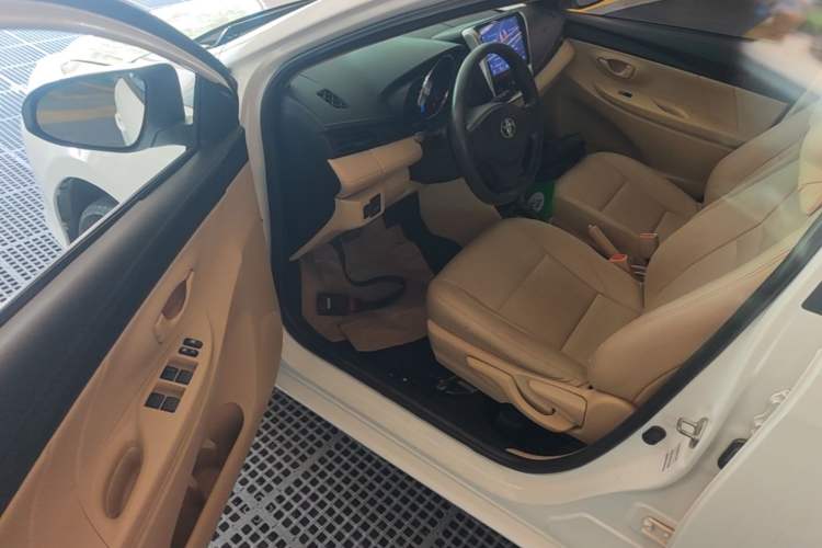 Used Toyota Vios 2017 1.5L CVT Innovation Edition Driver Seat