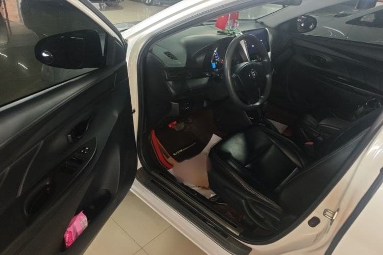 Used Toyota Vios 2017 1.5L CVT Innovation Edition Driver Seat