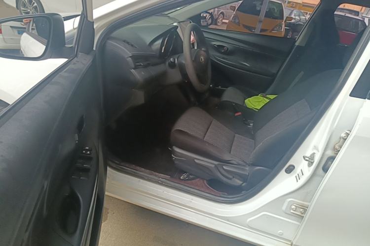 Used Toyota Vios 2017 1.3L Manual Front-Drive Version Driver Seat