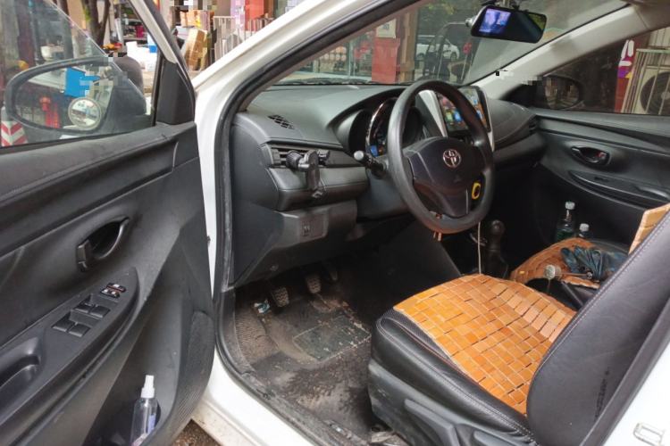 Used Toyota Vios 2017 1.3L Manual Front-Drive Version Driver Seat