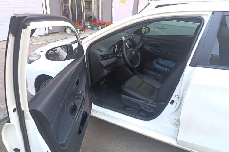 Used Toyota Vios 2017 1.5L CVT Innovation Edition Driver Seat