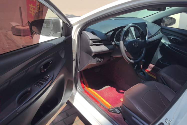 Used Toyota Vios 2017 1.5L CVT Innovation Edition Driver Seat