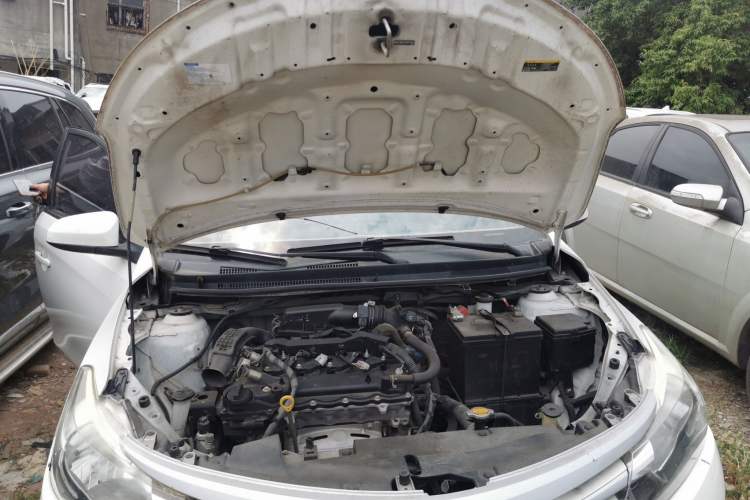 Used Toyota Vios 2017 1.3L Manual Front-Drive Version Engine Bay