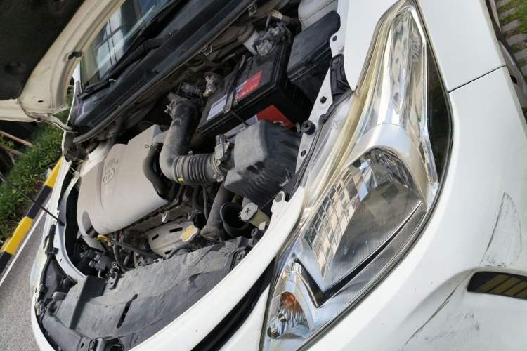 Used Toyota Vios 2017 1.3L Manual Front-Drive Version Engine Bay Left
