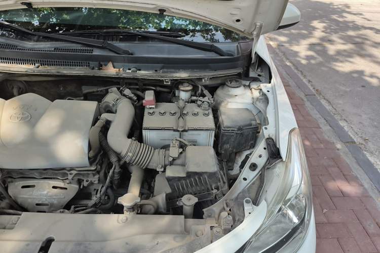 Used Toyota Vios 2017 1.5L Manual Trend Edition Engine Bay Left