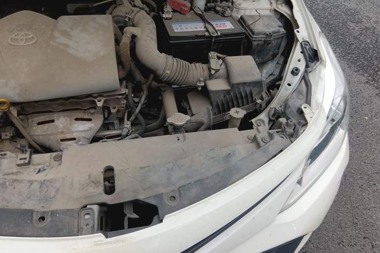 Used Toyota Vios 2017 1.3L Manual Front-Drive Version Engine Bay Left