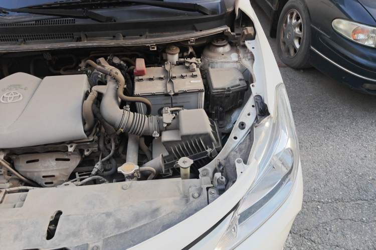 Used Toyota Vios 2017 1.5L CVT Innovation Edition Engine Bay Left