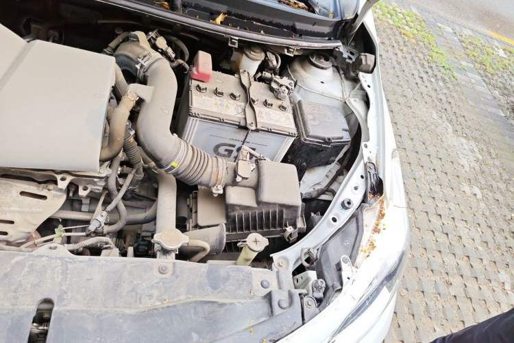 Used Toyota Vios 2017 1.5L Manual Trend Edition Engine Bay Left