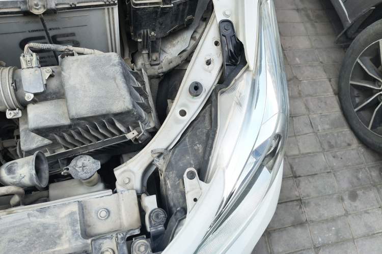 Used Toyota Vios 2017 1.5L CVT Innovation Edition Engine Bay Left