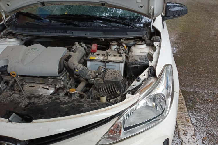 Used Toyota Vios 2017 1.3L Manual Front-Drive Version Engine Bay Left