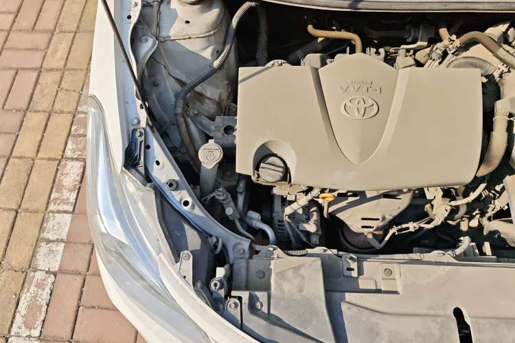 Used Toyota Vios 2017 1.5L CVT Innovation Edition Engine Bay Right