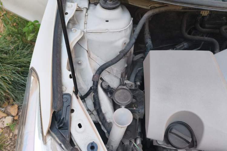 Used Toyota Vios 2017 1.5L CVT Innovation Edition Engine Bay Right