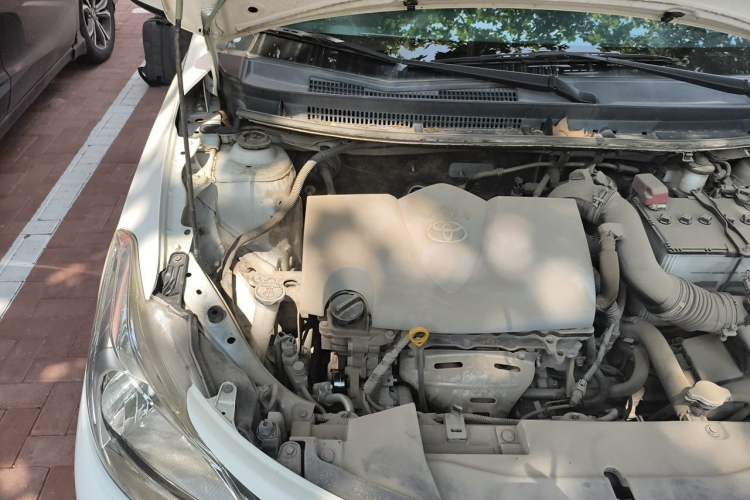 Used Toyota Vios 2017 1.5L Manual Trend Edition Engine Bay Right